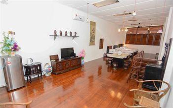 Hainan House Hotel 2*
