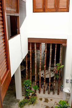 Hainan House 2*